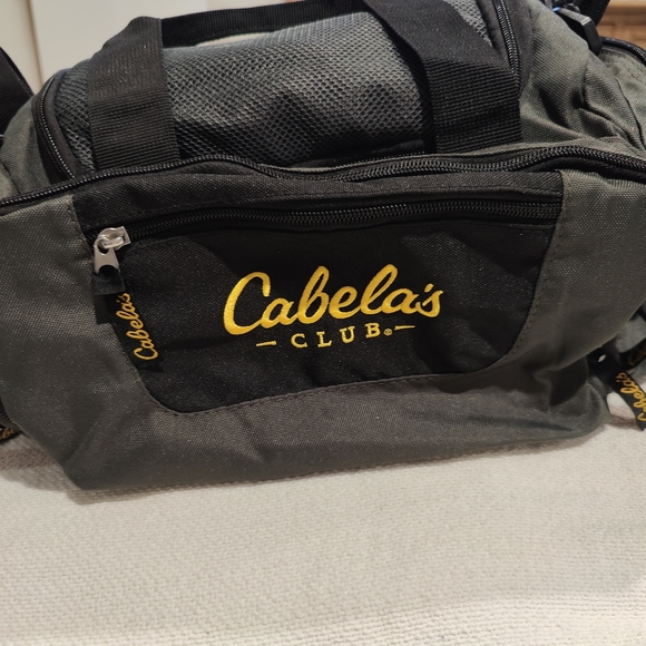 Cabela bag New ! - Picture 2 of 5